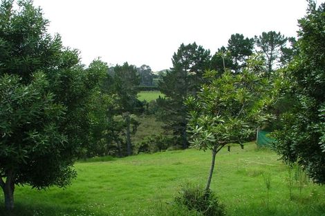 Photo of property in 882 South Head Road, South Head, Helensville, 0874