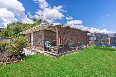 Photo of property in 2/27 Aberfeldy Avenue, Highland Park, Auckland, 2010