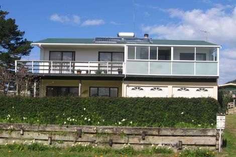 Photo of property in 122 Weka Street, Whangamata, 3620