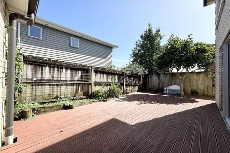 Photo of property in 61d Fields Parade, Oteha, Auckland, 0632