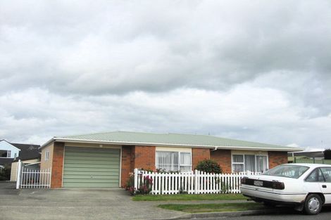 Photo of property in 1/5 Aldinga Avenue, Stoke, Nelson, 7011