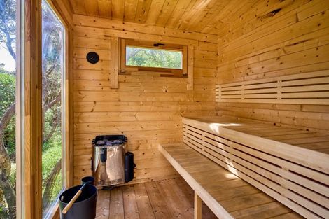 Photo of property in 42 Owhiro Bay Parade, Owhiro Bay, Wellington, 6023