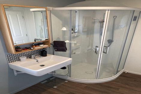 Photo of property in 43a Richards Avenue, Papanui, Christchurch, 8053