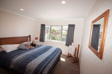 Photo of property in 10 Marford Grove, Churton Park, Wellington, 6037