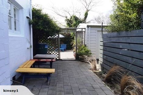 Photo of property in 32 Durham Crescent, Fairfield, Lower Hutt, 5011