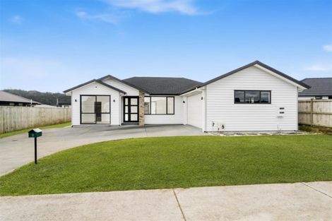 Photo of property in 9 Remana Crescent, Huapai, Kumeu, 0810