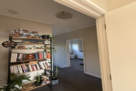 Photo of property in 2 The Promenade, Takapuna, Auckland, 0622