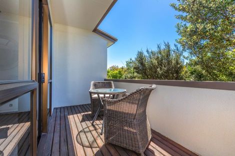 Photo of property in 11 Musket Lane, Whitby, Porirua, 5024