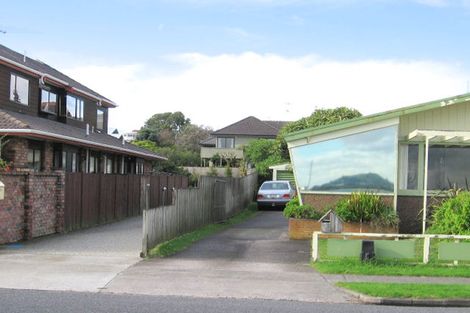 Photo of property in 1/30 The Parade, Bucklands Beach, Auckland, 2012