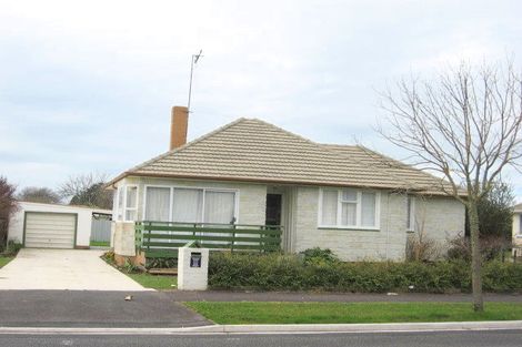 Photo of property in 48 Kenney Crescent, Fairfield, Hamilton, 3214