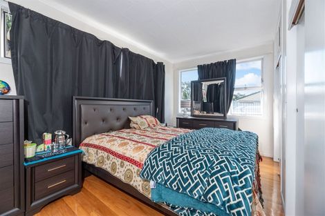 Photo of property in 7 Coletta Lane, Te Atatu South, Auckland, 0610