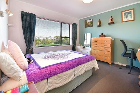 Photo of property in 3/6 Albatross Road, Red Beach, 0932