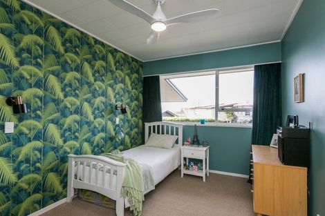 Photo of property in 4 Ashford Place, Havelock North, 4130