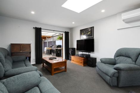 Photo of property in 2/40 Stuart Street, Blenheim, 7201