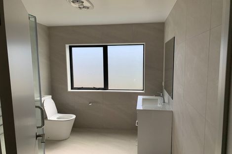 Photo of property in 9c Jillteresa Crescent, Half Moon Bay, Auckland, 2012