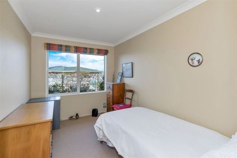 Photo of property in 16 Clifford Place, Amberley, 7410