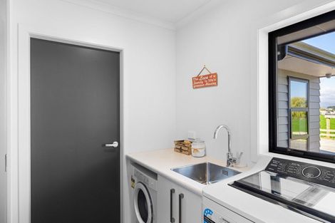 Photo of property in 102 Kukutauaki Road, Koputaroa, Levin, 5575