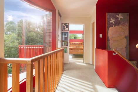 Photo of property in 6a Joll Street, Karori, Wellington, 6012