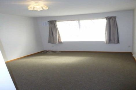 Photo of property in 2/132 Hay Street, Bromley, Christchurch, 8062