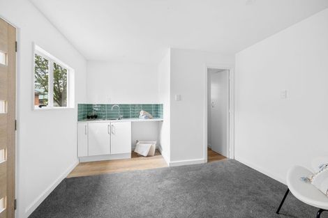 Photo of property in 17 Clarendon Terrace, Woolston, Christchurch, 8023