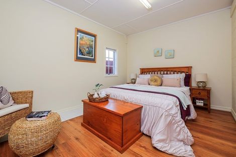 Photo of property in 10/26a Sunnynook Road, Sunnynook, Auckland, 0620