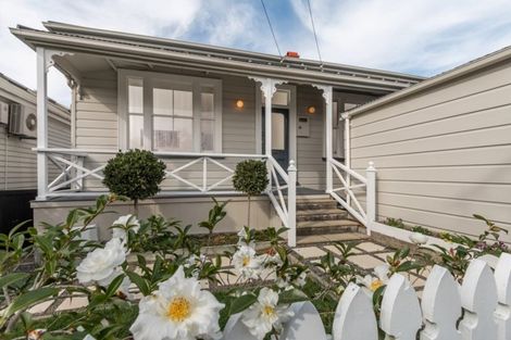 Photo of property in 35 St Marys Road, Saint Marys Bay, Auckland, 1011