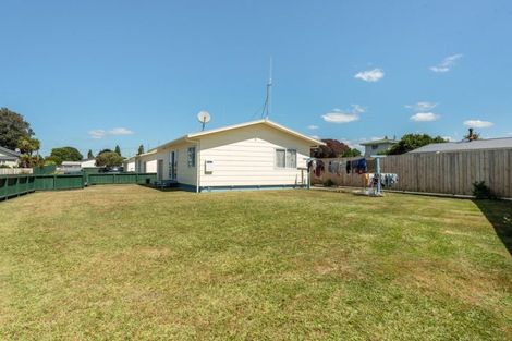 Photo of property in 16 Harris Street, Naenae, Lower Hutt, 5011