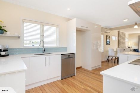 Photo of property in 8 Whitaker Street, Otumoetai, Tauranga, 3110