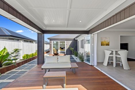 Photo of property in 8 Montiicola Drive, Papamoa Beach, Papamoa, 3118