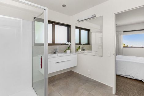 Photo of property in 159 Thompson Road, Bluff Hill, Napier, 4110