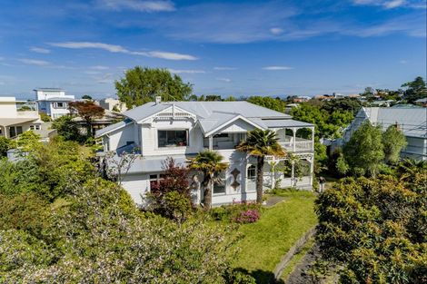 Photo of property in 9 Hukarere Road, Bluff Hill, Napier, 4110