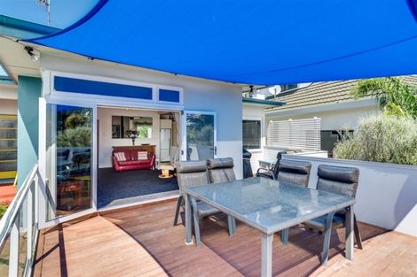 Photo of property in 5 Milton Terrace, Hospital Hill, Napier, 4110