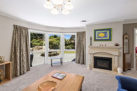 Photo of property in 468 Tararua Road, Levin, 5571