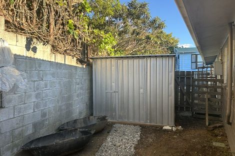 Photo of property in 2/1 Angle Street, Picton, 7220