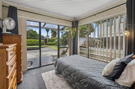 Photo of property in 19 Rhonda Place, Opaheke, Papakura, 2113