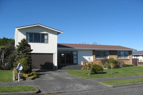 Photo of property in 7 Fairbrother Street, Carterton, 5713