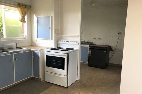 Photo of property in 9 Montana Place, Merrilands, New Plymouth, 4312