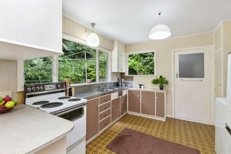 Photo of property in 160 Parkvale Road, Karori, Wellington, 6012
