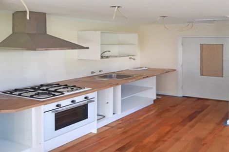 Photo of property in 38 Lyndfield Lane, Newlands, Wellington, 6037