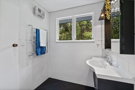 Photo of property in 18 Rata Road, Otatara, Invercargill, 9879