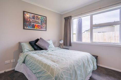 Photo of property in 27 Gallipoli Place, Paraparaumu, 5032