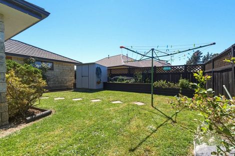 Photo of property in 11 Alpine Grove, Kelvin Grove, Palmerston North, 4414