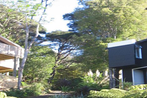 Photo of property in 89 Laingholm Drive, Laingholm, Auckland, 0604