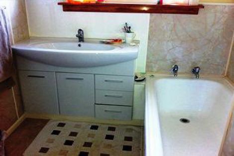 Photo of property in 12 Exmouth Street, Waverley, Invercargill, 9810