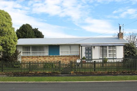 Photo of property in 19 Dalesford Street, Silverdale, Hamilton, 3216