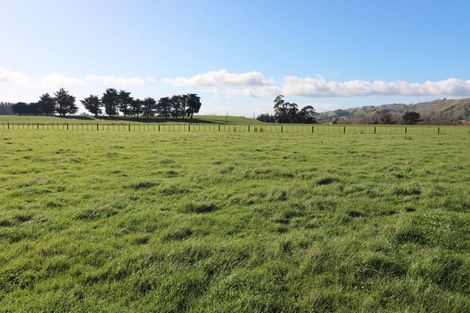 Photo of property in 671 Cornwall Road, East Taratahi, Carterton, 5887