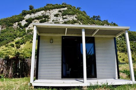 Photo of property in 21 Horncastle Crescent, Little Wanganui, Karamea, 7893