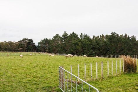 Photo of property in 32 Stoneleigh Lane, Aokautere, Palmerston North, 4471