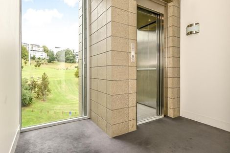 Photo of property in 4b/15 Fleet Street, Eden Terrace, Auckland, 1021
