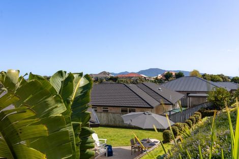 Photo of property in 15 Datum Way, Paraparaumu, 5032